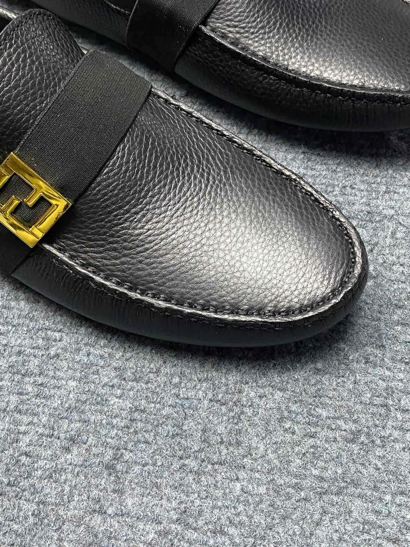 Men's Men's Shoes Men's Men's Shoes 💰700FENDI Fendi Men's Shoes are breathable and comfortable. Original development. Counters copy one to one. Imported cowhide. Niuri. 38 to 44. (can be ordered at 45.46. No returns or exchanges)